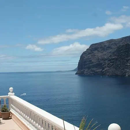 Seaview Apartment